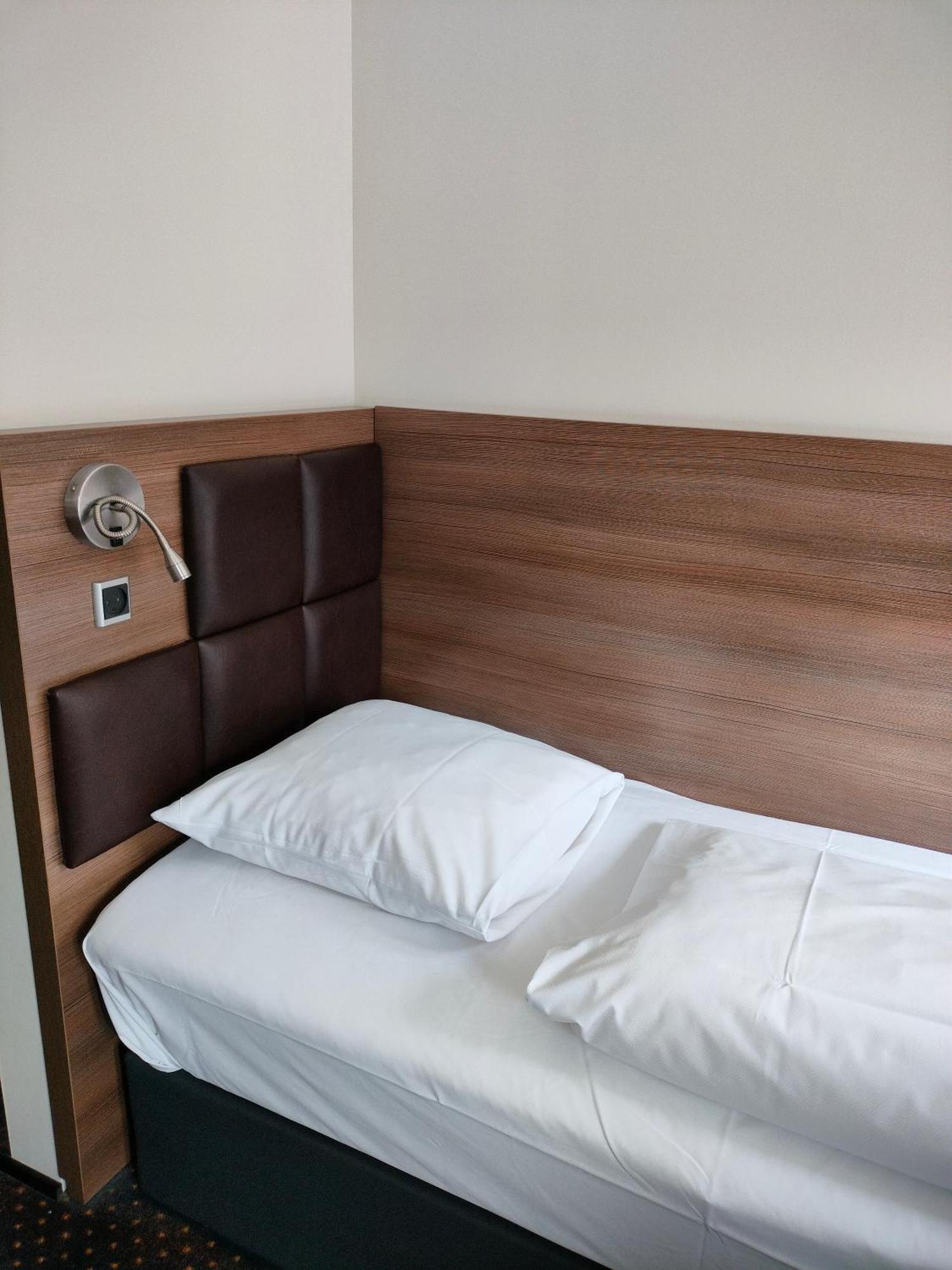 Hotel Jomfru Ane อัลบอร์ ภายนอก รูปภาพ