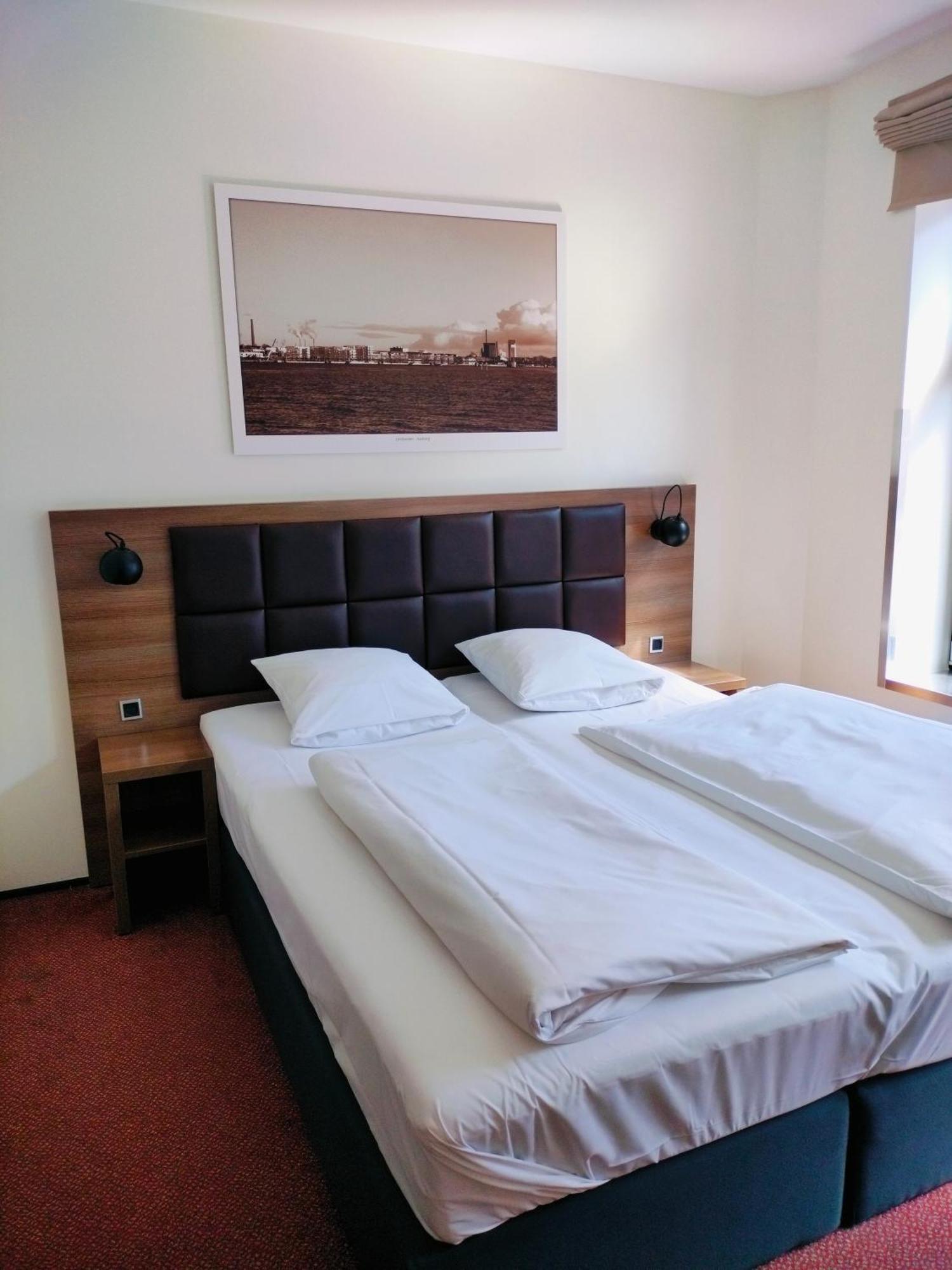 Hotel Jomfru Ane อัลบอร์ ภายนอก รูปภาพ
