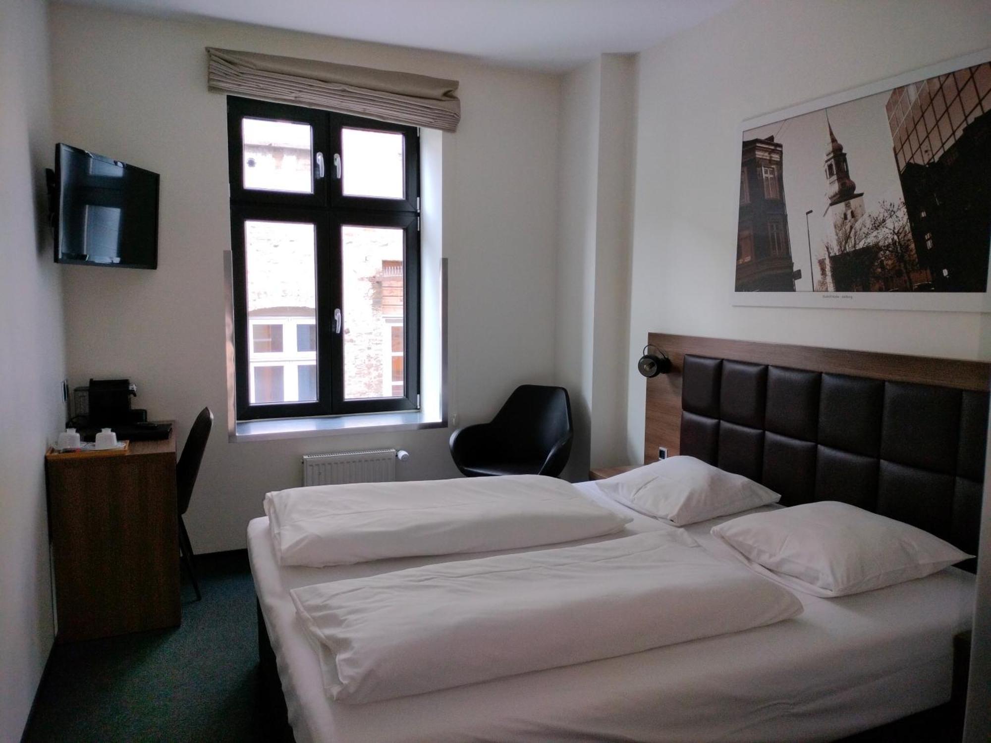 Hotel Jomfru Ane อัลบอร์ ภายนอก รูปภาพ